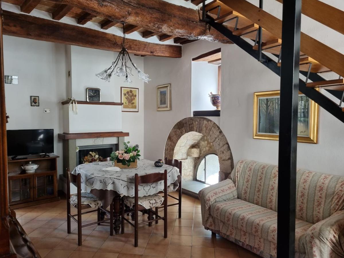 A Casa Di Cristina Apartamento Gubbio Exterior foto